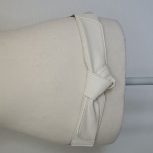 NY&Co White Elastic Belt